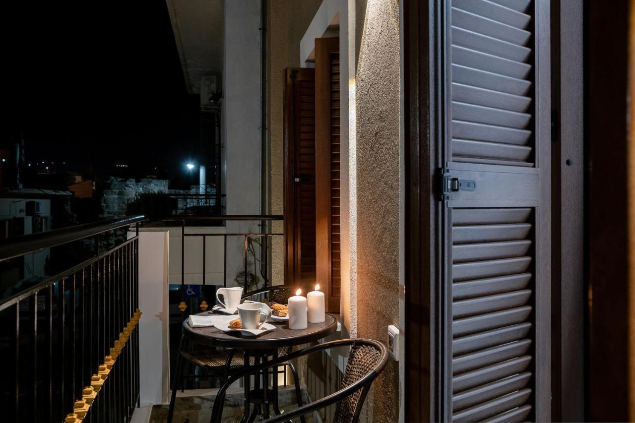 Castello Luxury Residence With Private Jacuzzi ハニア エクステリア 写真